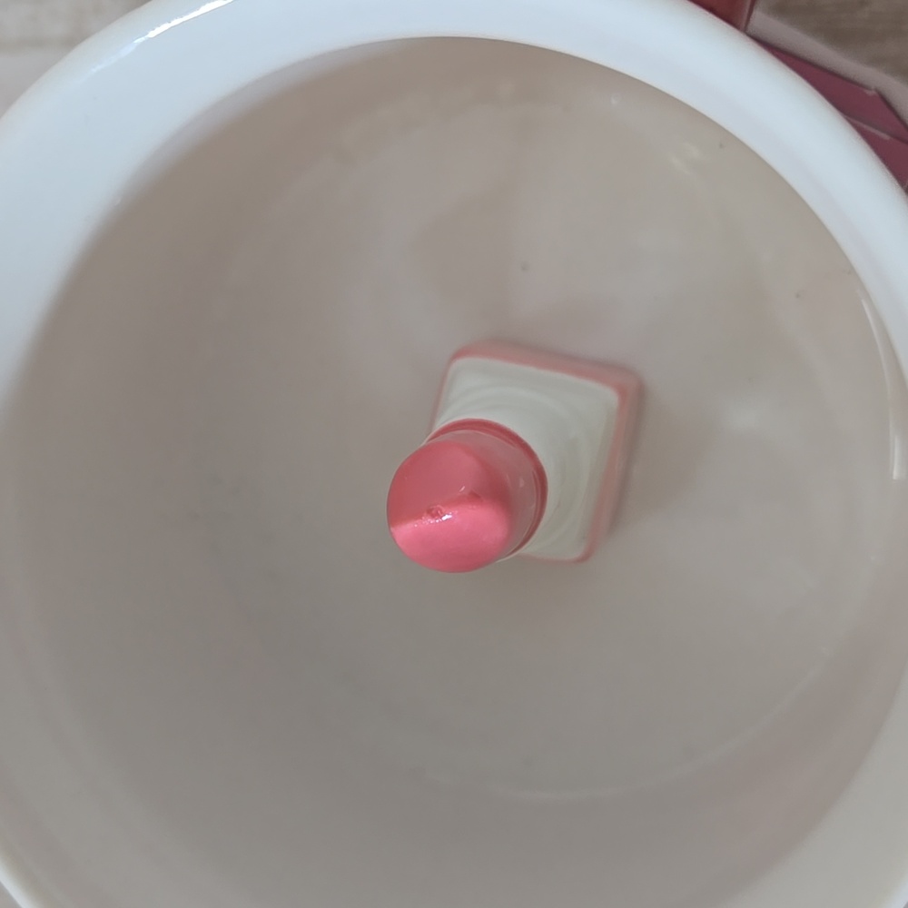 10 Strawberry Street "Makeup Junky" Pink 3D Lipstick Whimsical Cupboard Mug - Picture 2 of 4